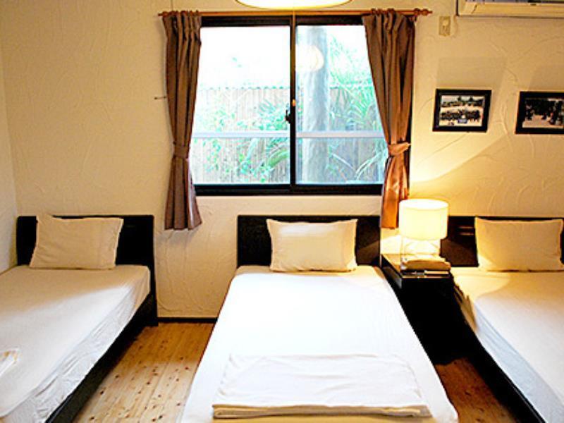 Hotel Nakijin No Yado Hibiscus Extérieur photo