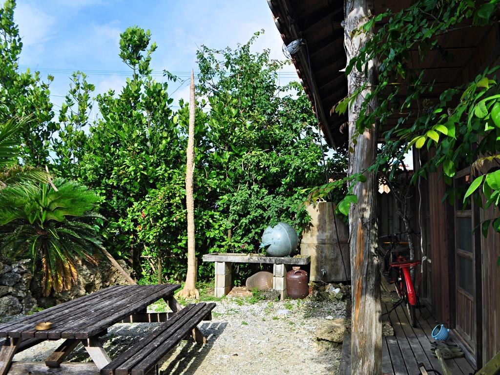 Hotel Nakijin No Yado Hibiscus Extérieur photo