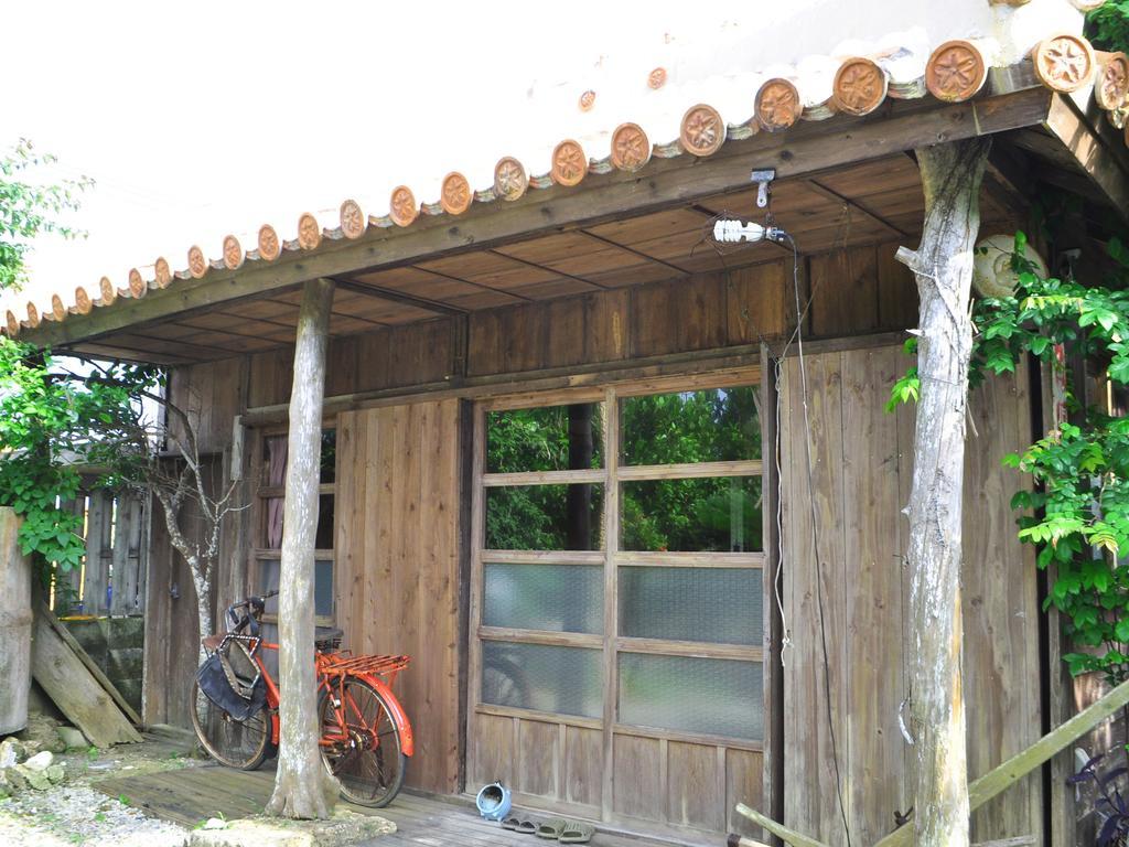 Hotel Nakijin No Yado Hibiscus Extérieur photo